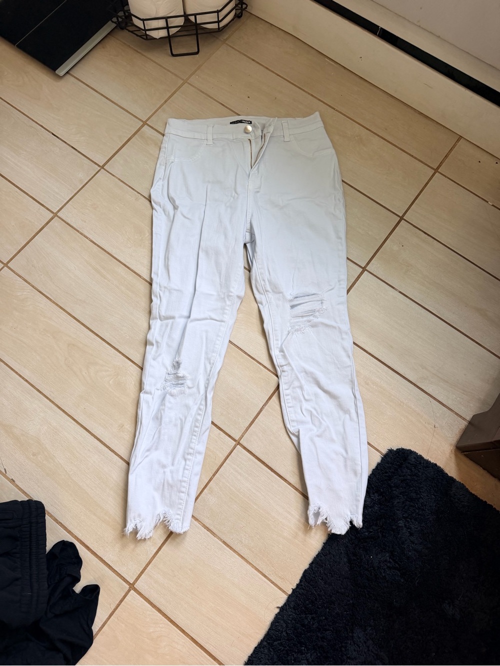 Fashion Nova White Distressed Skinny Jeans